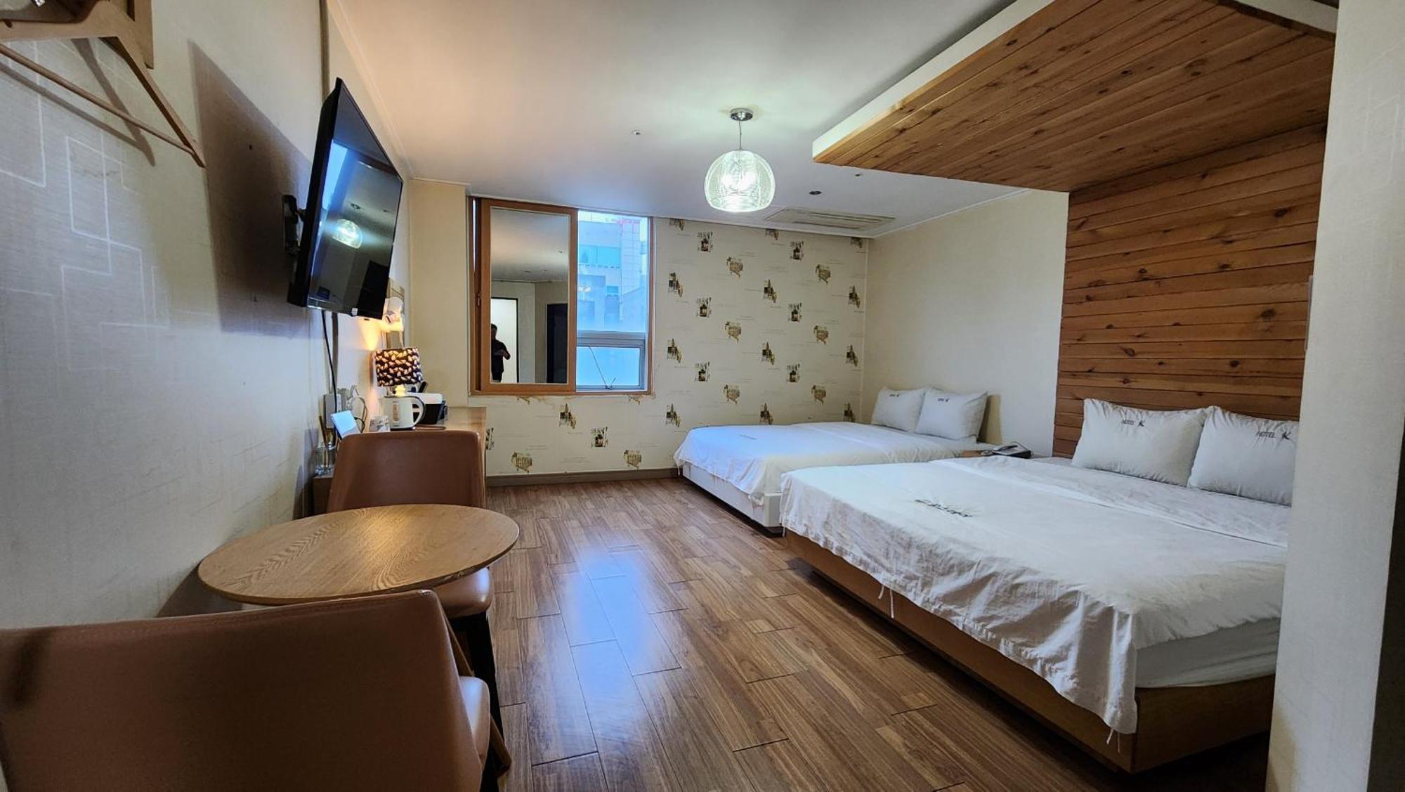 Gimhae Business Hotel K Exterior photo
