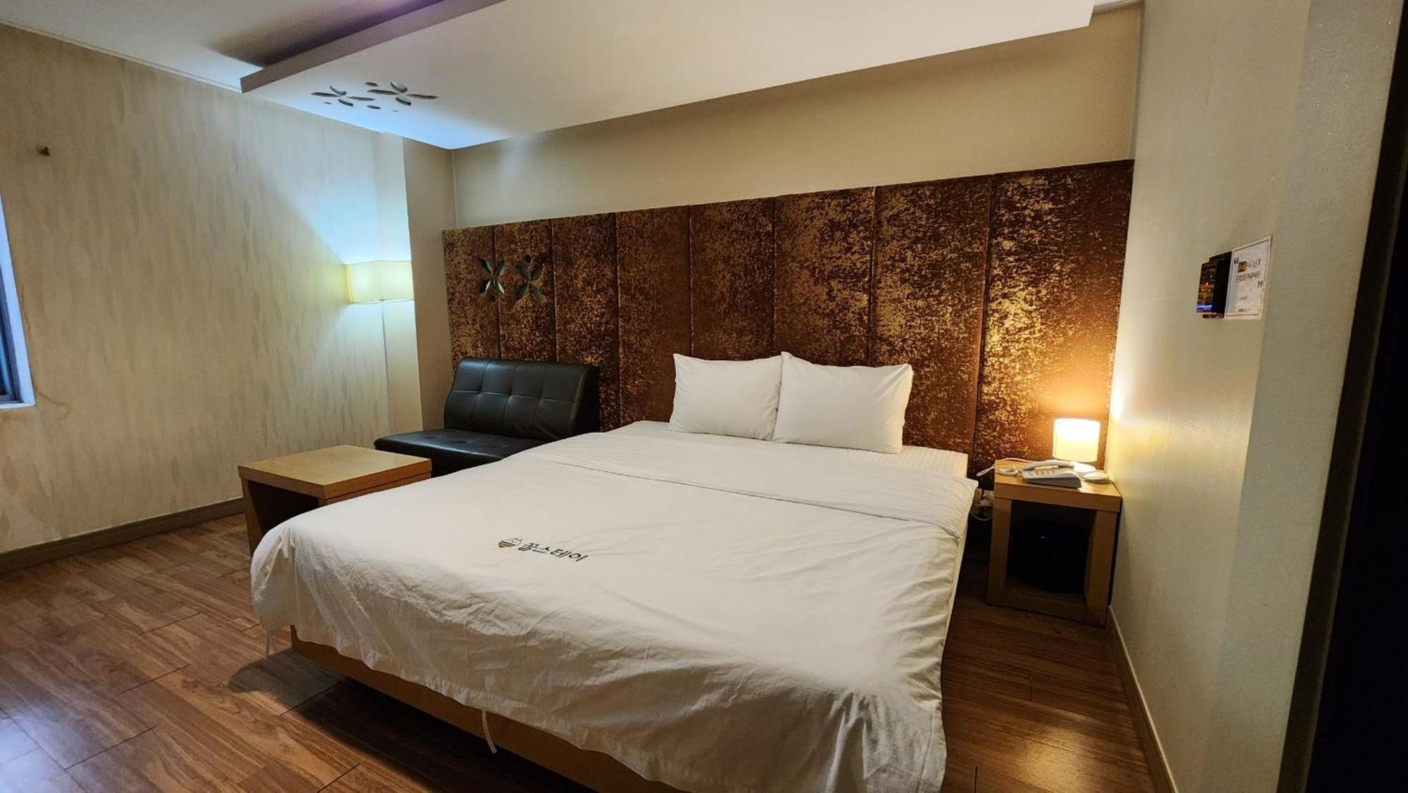 Gimhae Business Hotel K Exterior photo