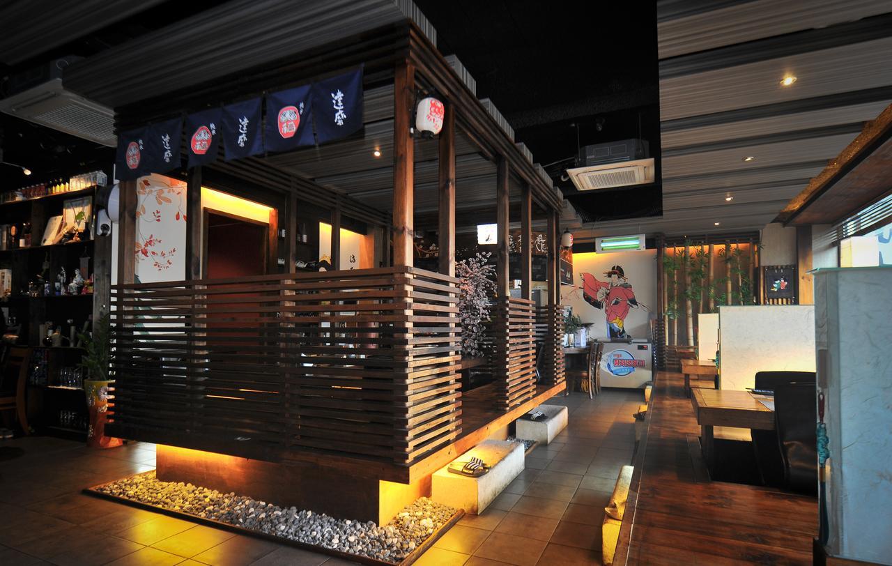 Gimhae Business Hotel K Exterior photo
